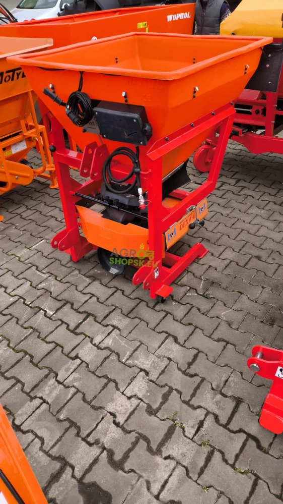Profi posýpač DEXWALL PSK 550 - Záber 1-12m