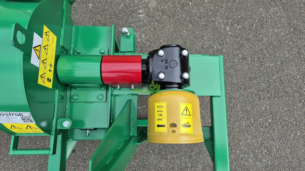 Štiepkovač PIRANA BYSTRON - Za traktor +  S PRIPOJENÍM VLEČKY - max.Ø7 cm - Výkon traktora od 10kW