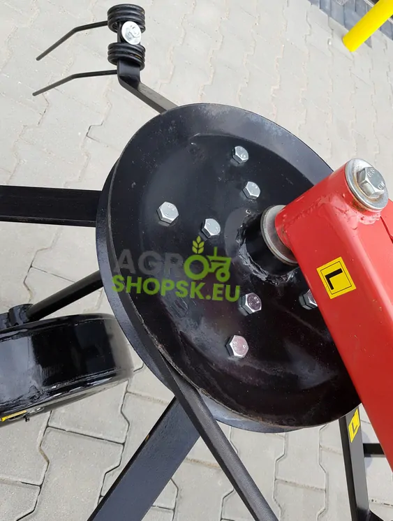 Pásový obracak 2,7m 