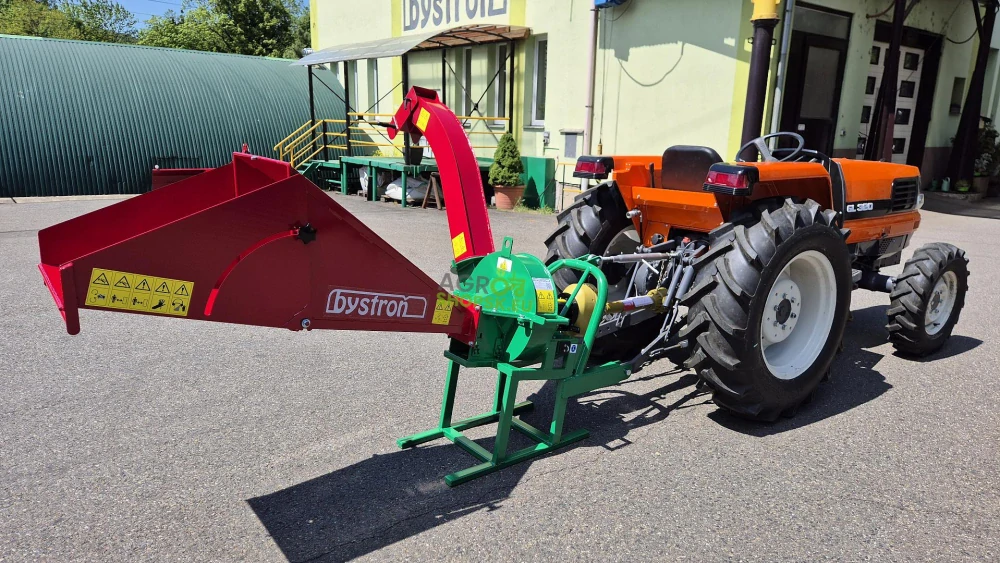 Štiepkovač PIRANA ZA MALOTRAKTOR - Výkon traktora od 10kW