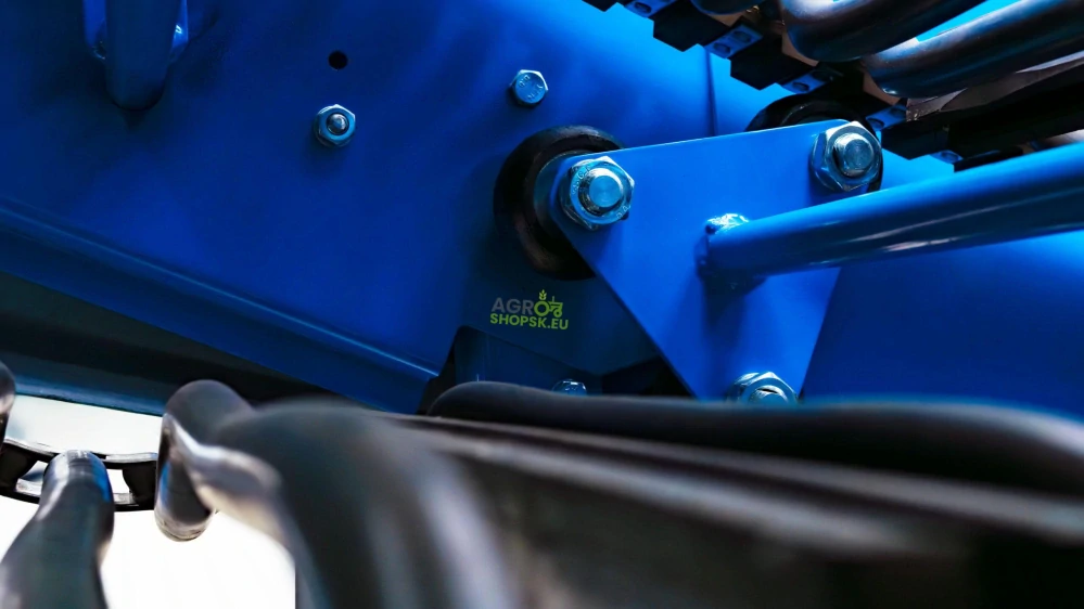 Jednoradový vyorávač PYRUS II