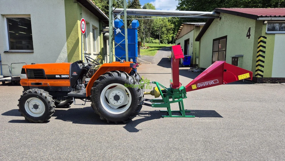 Štiepkovač PIRANA ZA MALOTRAKTOR - Výkon traktora od 10kW