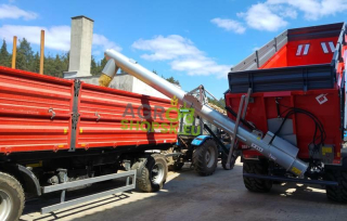 Hydraulický pohon - Šnekový dopravník T213 - Ø325mm - 5,2m
